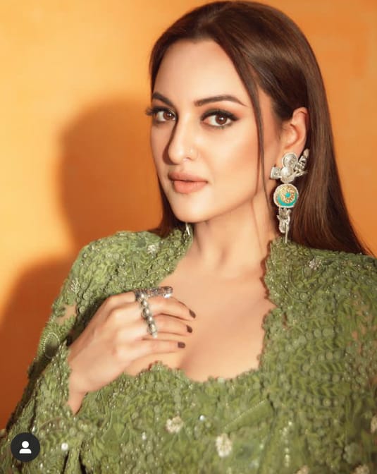 Sonakshi Sinha Gives A Savage Reply When A Fan Asked About Her Wedding Plans News Leak Centre